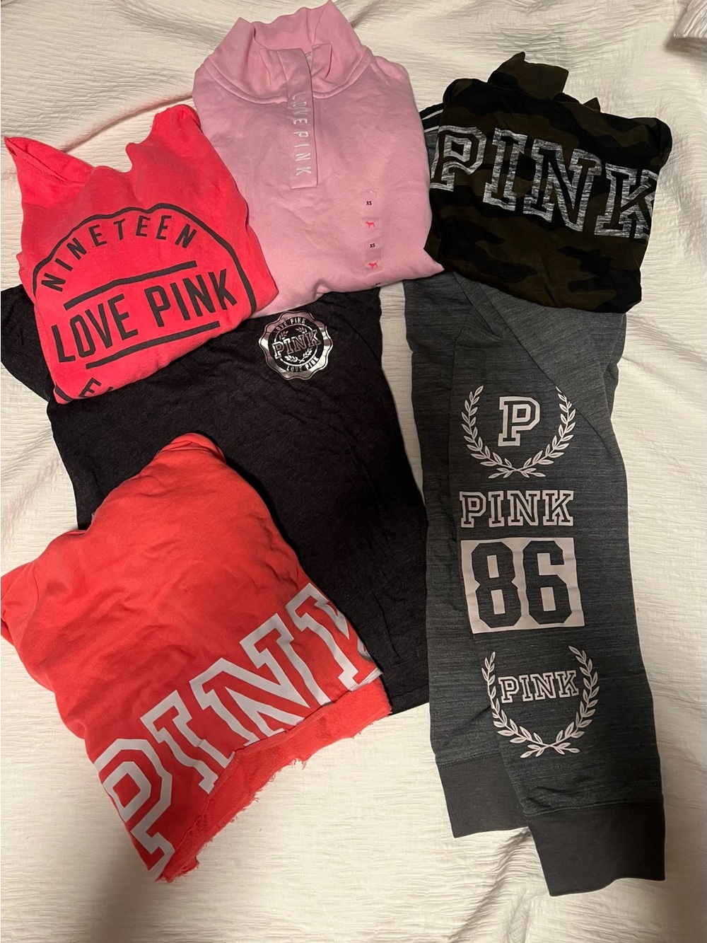 NWOT Victoria’s Secret 6 pc PINK Bundle + Free Lg Tote